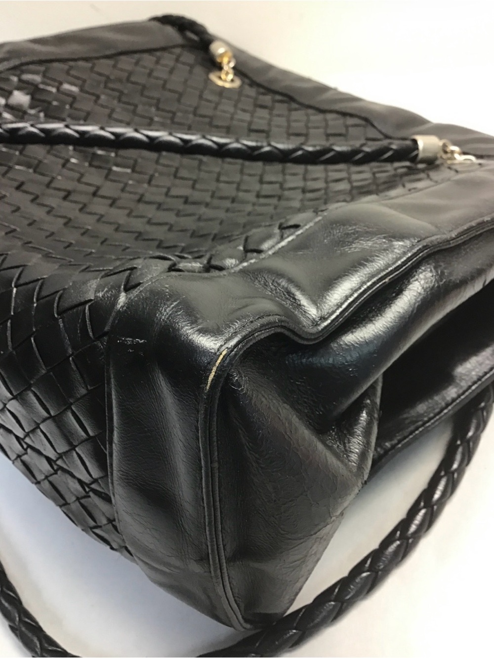 Vintage Bottega Veneta Intrecciato Shoulder Bag - Picture 4 of 12
